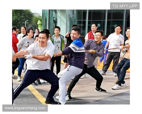 《体育竞技场上激情四溢 全新赛事规则激发运动员潜能与观众热情》